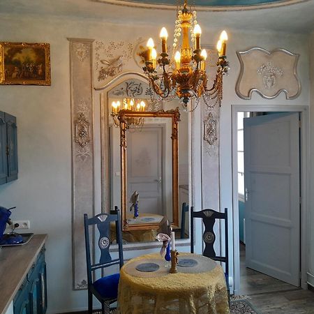 Appartement Penthouse En Bleu Royal à Vinca Extérieur photo